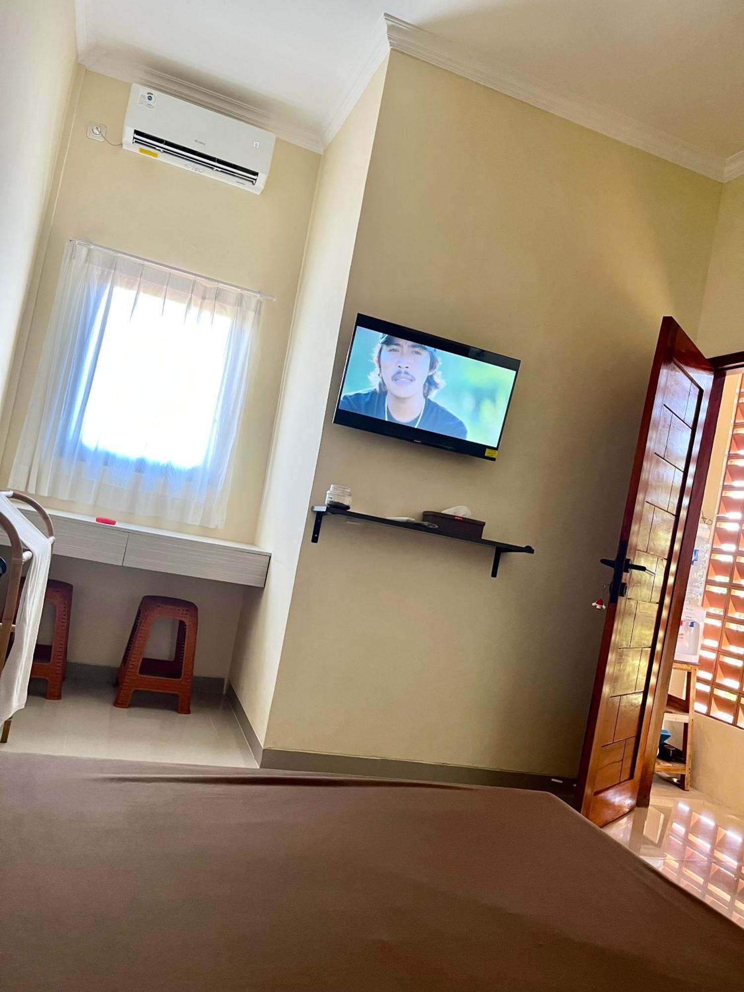 Lionk Bali House Bed & Breakfast Убуд Екстериор снимка