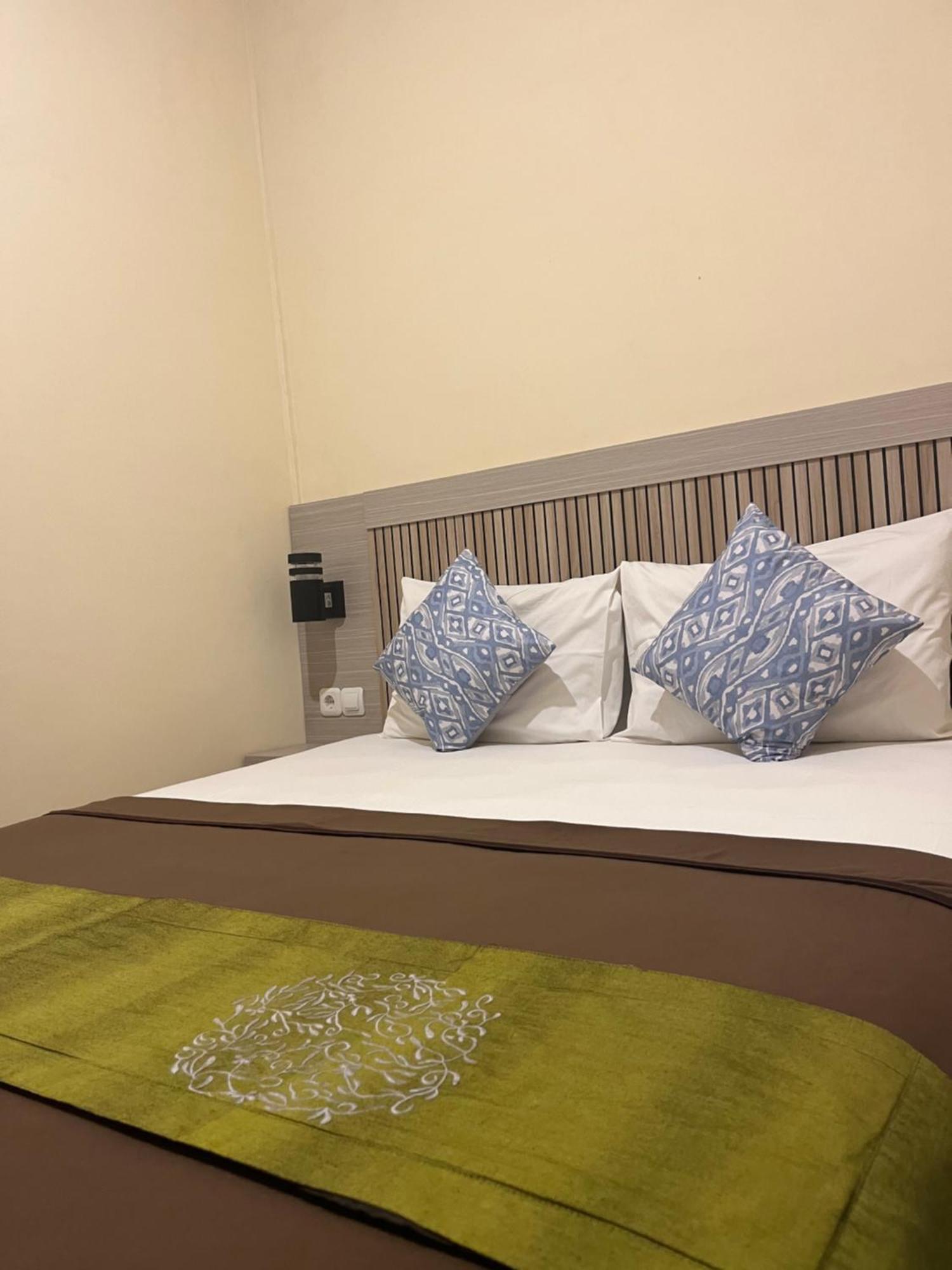 Lionk Bali House Bed & Breakfast Убуд Екстериор снимка
