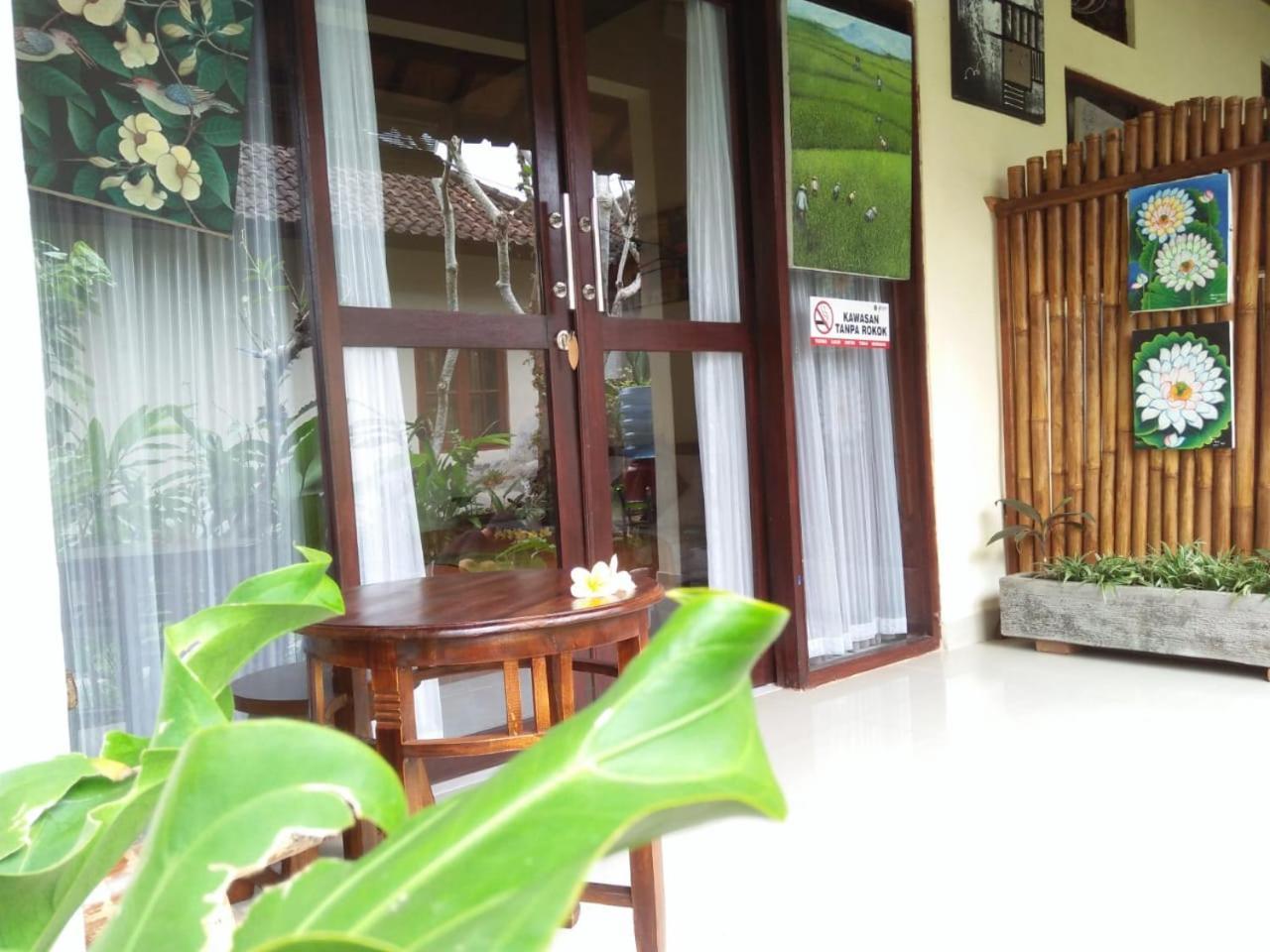Lionk Bali House Bed & Breakfast Убуд Екстериор снимка